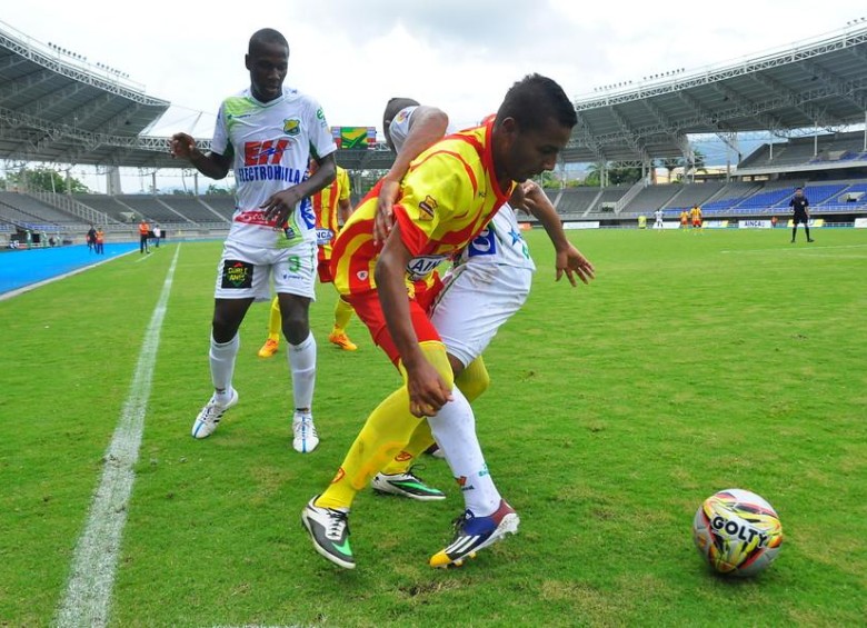 Pereira derrotó 2 por 1 al Huila, en la fecha 3 de la Copa Aguila 2015. FOTO COLPRENSA