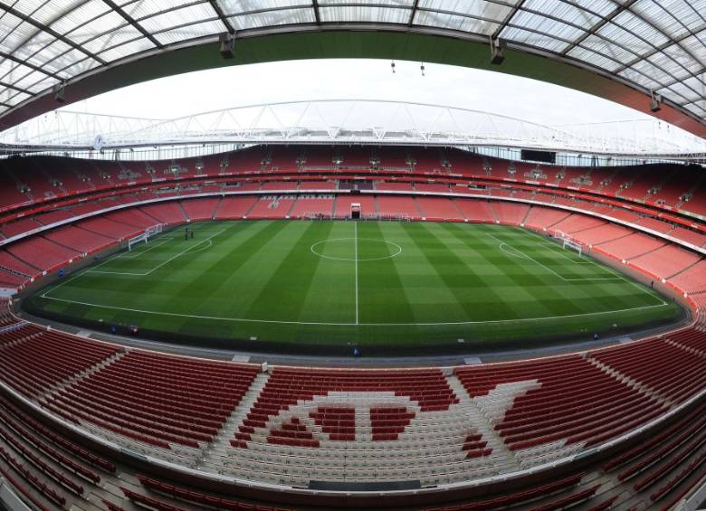 Los estadios de Inglaterra seguirán luciendo así por ahora. FOTO AFP