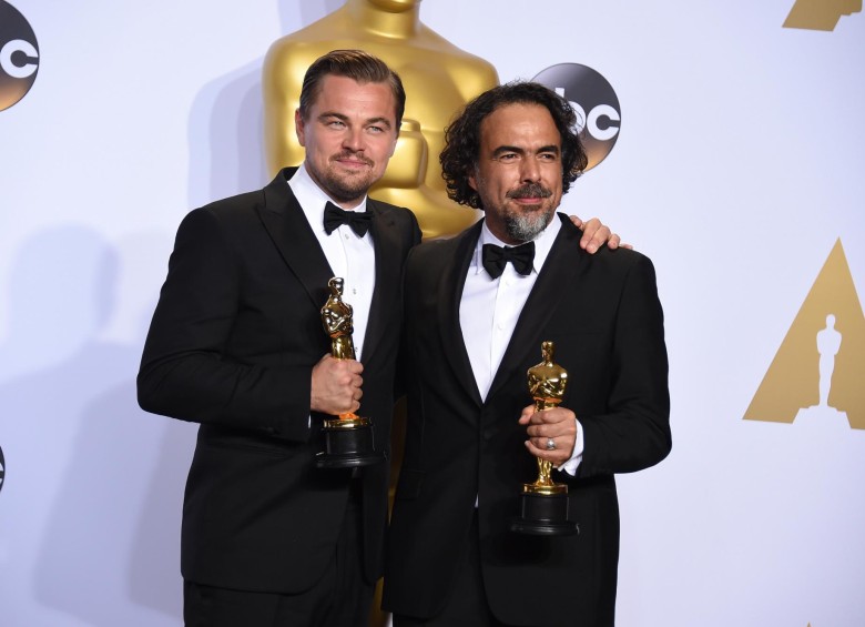 Después de cuatro nominaciones Leonardo DiCaprio consiguió su primer premio Óscar. FOTO AP
