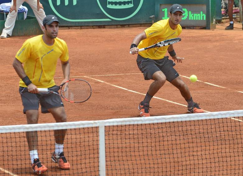 Cabal (adelante) y Farah se siguen consolidando como una de las mejores duplas. Los colombianos venían de alcanzar la tercera ronda del Abierto de Australia. FOTO Colprensa