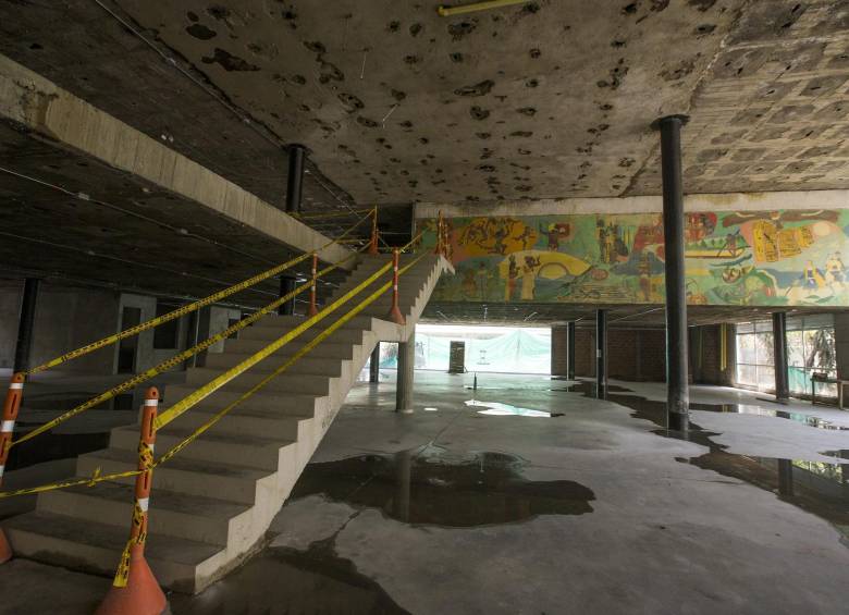 Ocho meses más tardará la reestructuración de la Biblioteca Pública Piloto. Foto: Jaime Pérez