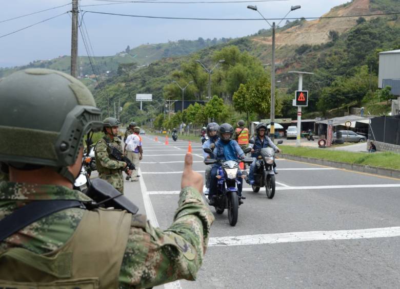 El Ejército tendrá 76 puestos de control sobre las vías. FOTO CORTESÍA EJÉRCITO