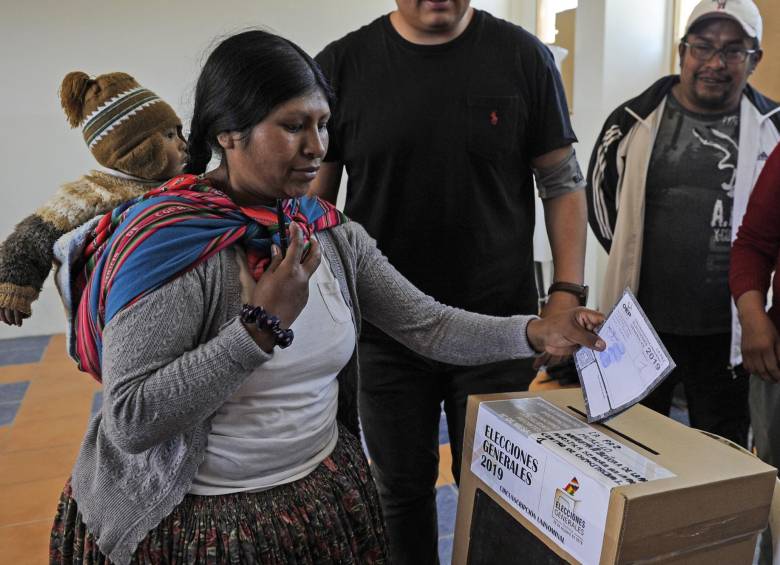 La votación presidencial en Bolivia se extenderá por ocho horas. FOTO AFP
