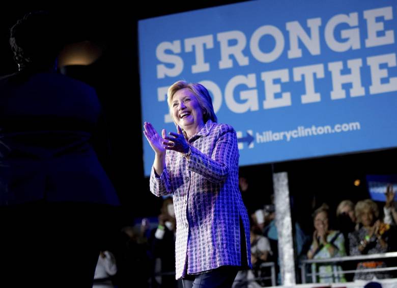 Clinton se convierte así en la primera mujer en la historia de Estados Unidos en ser candidata presidencial de uno de los dos principales partidos. FOTO AP