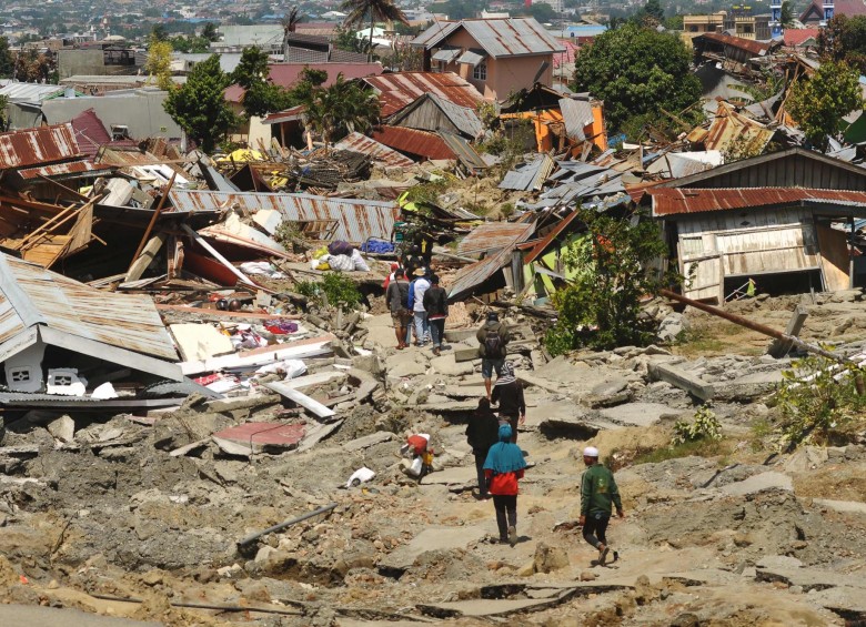 Indonesia devastada tras terremoto y tsunami. FOTO: AFP