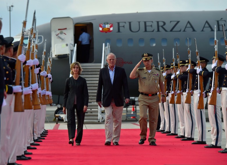 Bachelet y Kuczynski llegan a Colombia para la Cumbre Alianza Pacífico