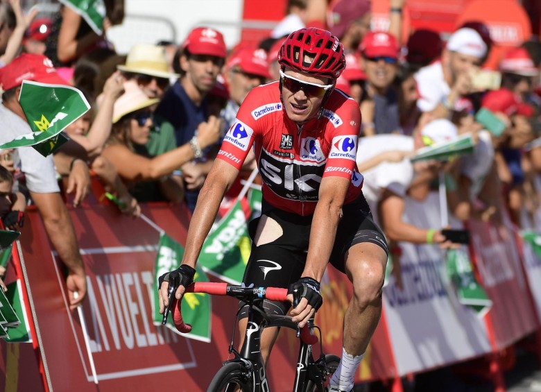 Chris Froome no quiere desaprovechar la oportunidad de oro que tiene luego de ser tres veces subcampeón de la Vuelta a España. Alberto Contador es una amenaza latente. FOTO efe 
