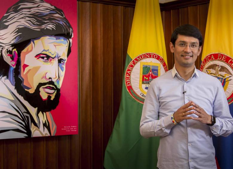 El gobernador Camilo Romero ha participado en los partidos Alianza Verde y Polo Democrático Alternativo. Su padre fue electo como alcalde de Ipiales. FOTO Cortesía 