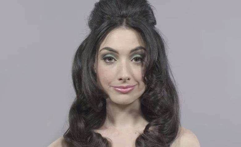 Un minuto de video, 100 años de estilo femenino