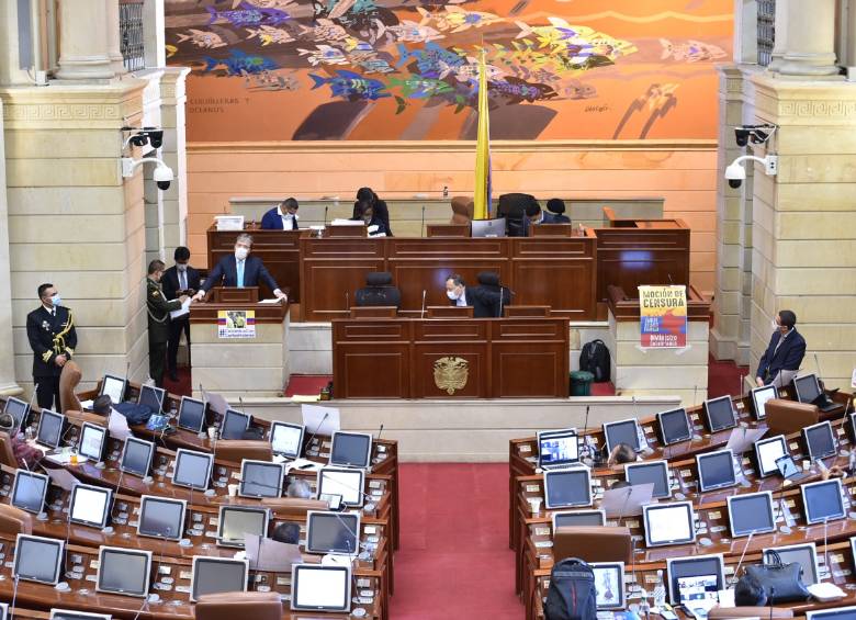 Desde hace varias semanas, la Cámara de Representantes está sesionando presencialmente. Incluso el debate de moción de censura al ministro Carlos Holmes Trujillo se hizo de esta manera. FOTO COLPRENSA