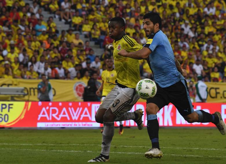 El Colombia-Uruguay de ayer fue un duelo de rivales directos beneficioso para los charrúas FOTO AFP