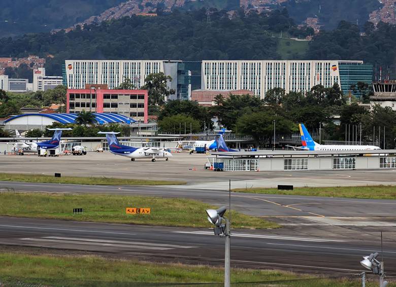 LAN dejará de movilizar 130 mil pasajeros desde el Olaya Herrera