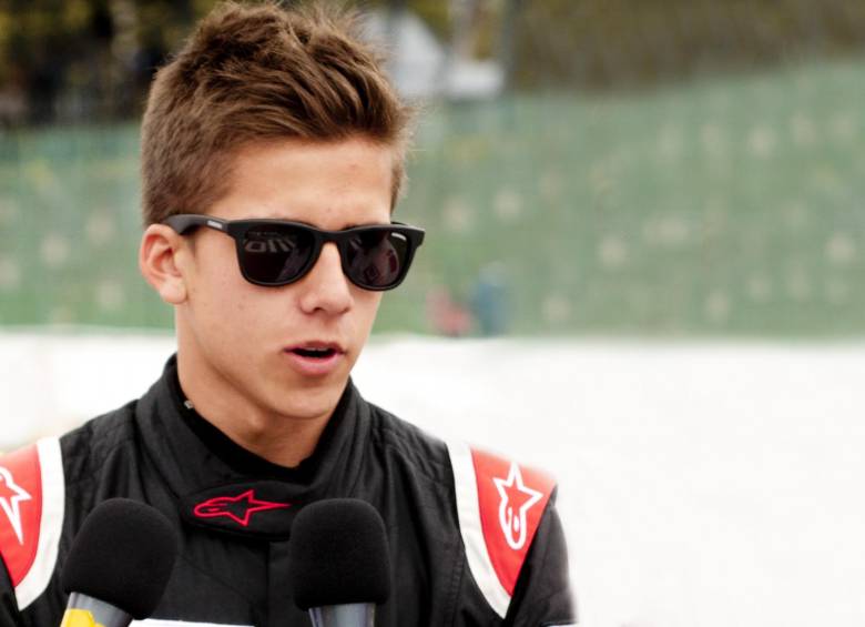 El bogotano Juan Esteban García recoge los frutos de su buena temporada en el 2015. Se nota feliz por su logro. FOTO colprensa