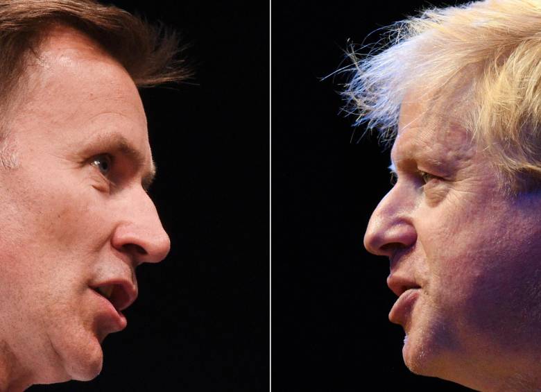 Jeremy Hunt y Boris Johnson. FOTO: AFP