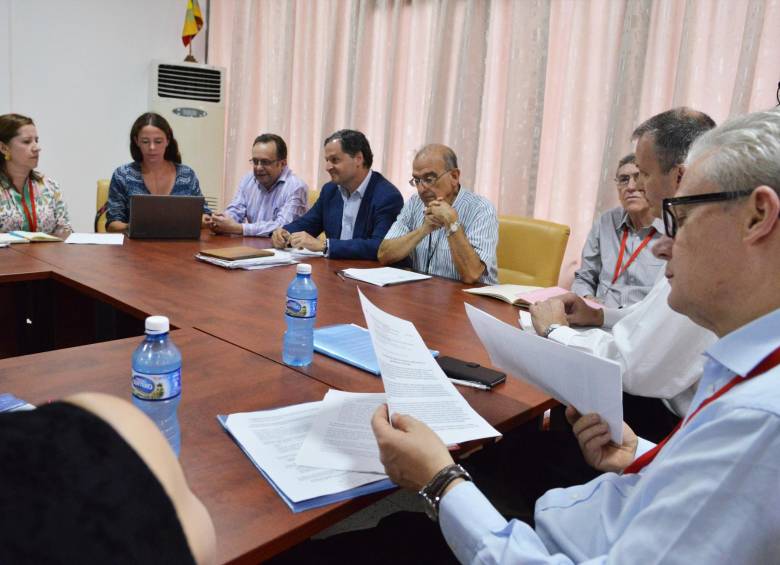 En esa actividad estuvieron presentes el defensor del Pueblo, Alfonso Cajiao y la consejera presidencial de derecho humanos, Paula Gaviria, quien acompañará todo el proceso. FOTO CORTESÍA