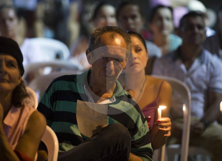 Víctimas conmemoran el aniversario 27 de la masacre en la vereda El Topacio, municipio de San Rafael. FOTO Donaldo Zuluaga