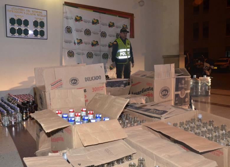 Una de las destilerías clandestinas pertenecía a la banda Pachelly, según la Policía. Fotos Cortesía Policía