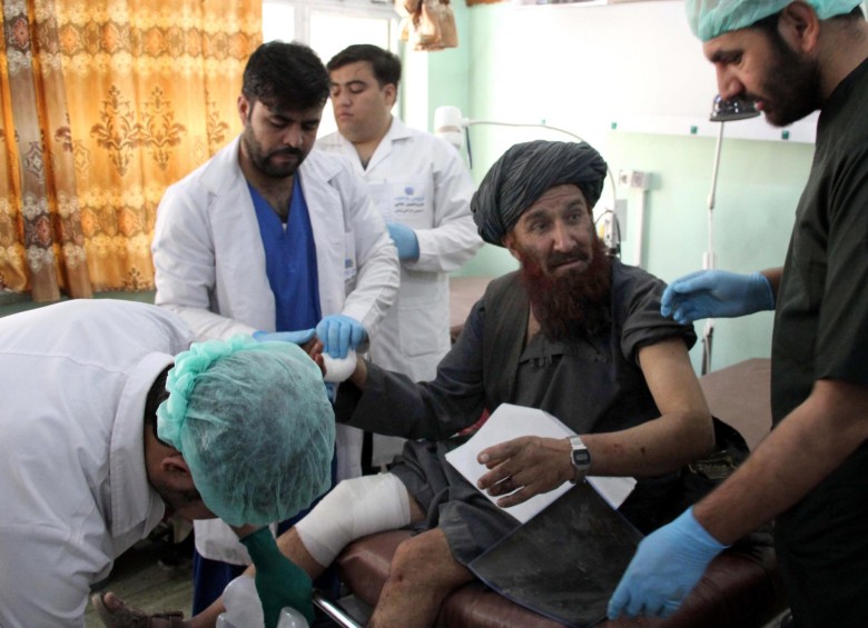 Los heridos han sido evacuados a otros hospitales de Qalat y a la vecina ciudad de Kandahar. FOTO EFE
