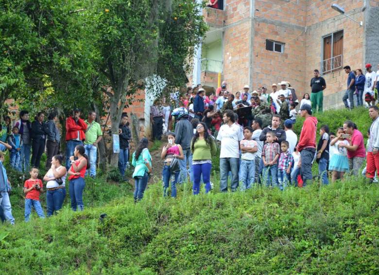 Un muerto y 12 heridos por jeep que cayó a un abismo en Caicedo