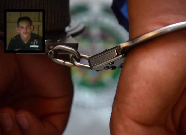 Alias Horqueta estaba herido al momento de su captura, enfermeros de combate lo atendieron. Foto: CORTESÍA