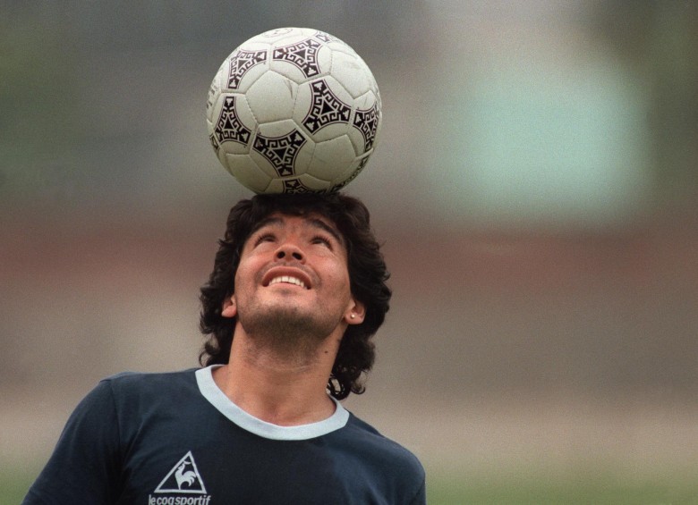 Maradona cerró su carrera deportiva en Boca Juniors en 1997. FOTO AFP