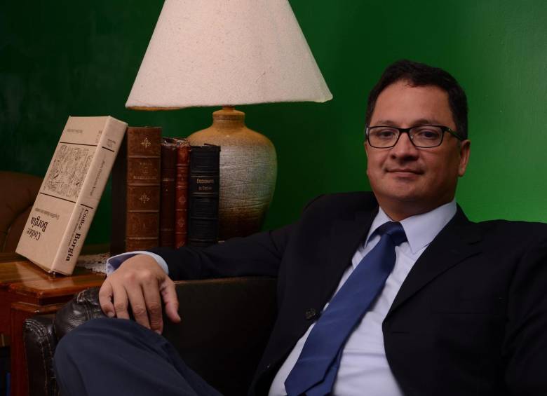 Cid Jurado es docente de varias universidades mexicanas. También fue invitado por el doctorado en Artes de la U. de Antioquia y por la Uniminuto para hablar de semiótica y política, FOTO Cortesía