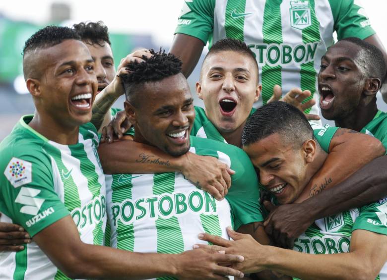 Gustavo Torres abrió el marcador en medio de los únicos 15 minutos de buen juego que tuvo Nacional ante Chicó. El vallecaucano llegó a siete goles con la camiseta verde. FOTO Manuel Saldarriaga