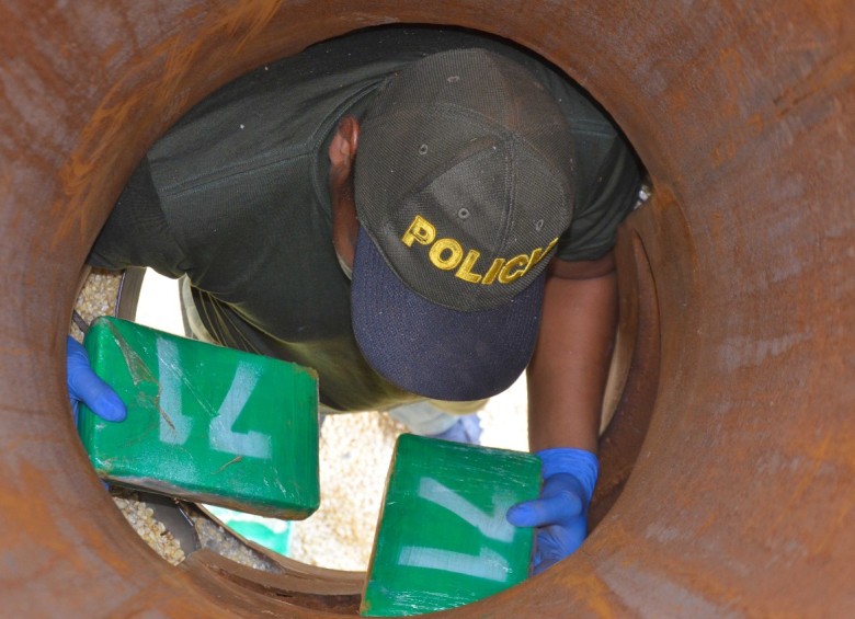 Encuentran caleta con 270 kilos de coca en Santuario, Antioquia