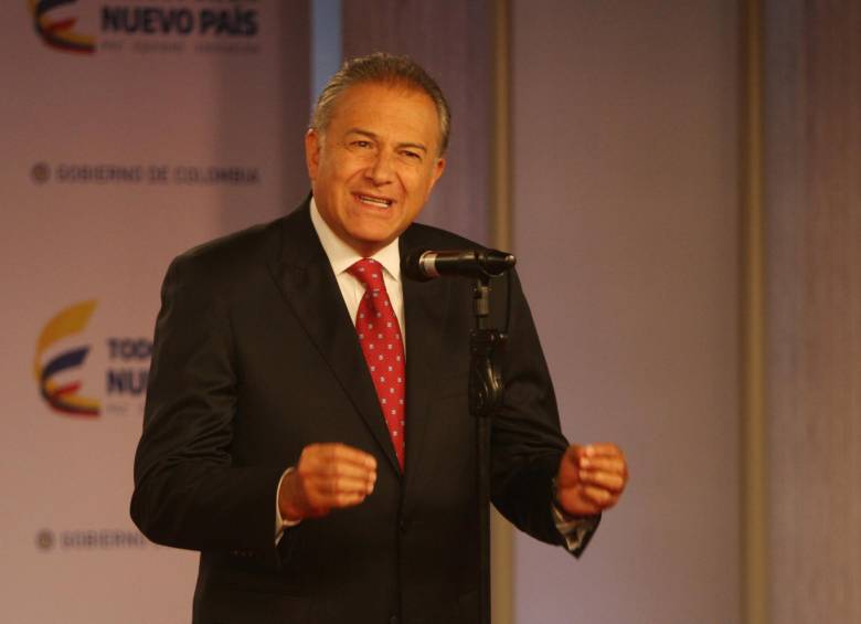 El vicepresidente Naranjo confirmó que investigan a uno de los jefes de las Farc por narcotráfico y que podría ser extraditado. FOTO COLPRENSA