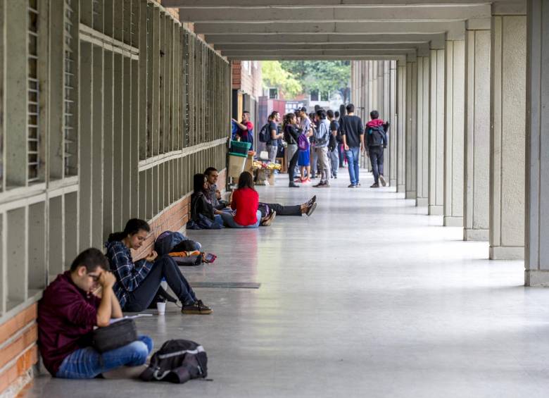 Cerca de 28 mil personas ingresan diariamente a la Universidad de Antioquia.