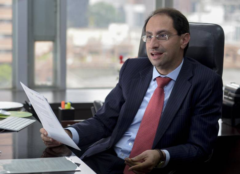 José Manuel Restrepo, ministro de Comercio, Industria y Turismo, también habló de cuáles son las expectativas de crecimiento para el comercio internacional para cierre de este año. FOTO colprensa