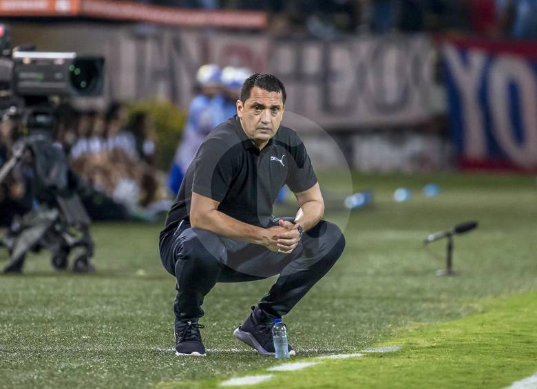 Aldo Bobadilla, técnico del DIM. FOTO Juan Antonio Sánchez