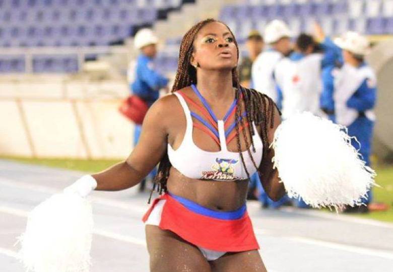 La porrista morena Shirly Salgado denunció presunto racismo en Junior por su despido. FOTO CORTESÍA