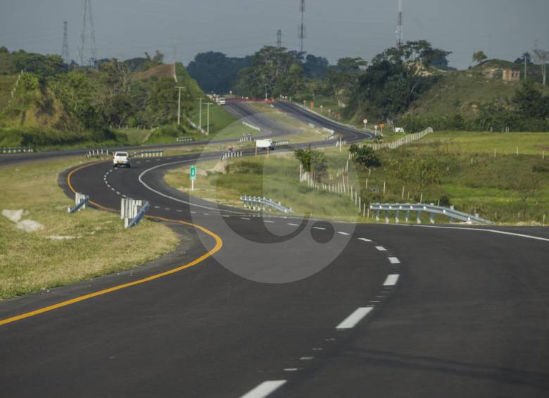 Así se ven las carreteras terminadas de la Ruta del Sol en Aguachica, Cesar. FOTO Julio César Herrera