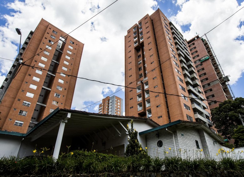Según el Dane durante el cuarto trimestre de 2018 el costo de ese tipo de inmueble creció 11,21 % en Medellín. FOTO JULIO CÉSAR HERRERA