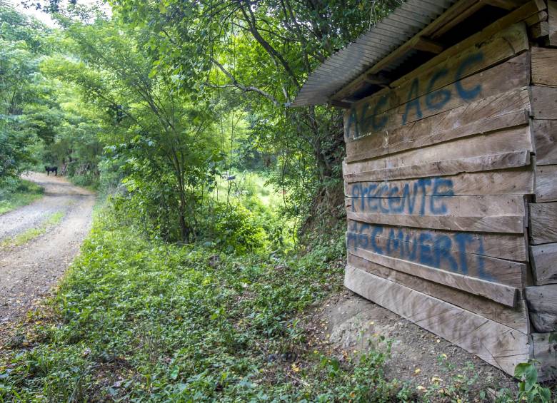 Ituango tiene una historia de tensiones por la presencia de grupos al margen de la ley en el territorio. El Ejército mantiene su presencia para salvaguardar a la comunidad. FOTO Juan Antonio Sánchez