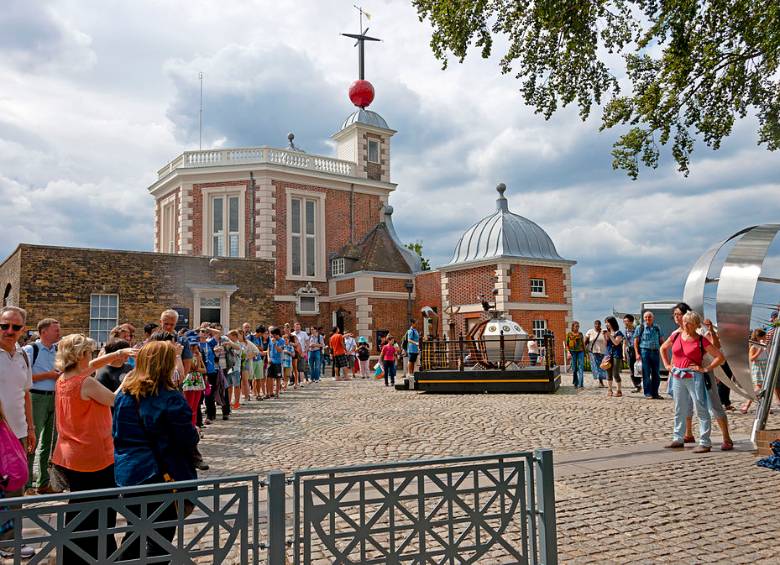 Monumento del meridiano de Greenwich, sitio turístico por excelencia. El punto cero no pasa ahora por allí. FOTO D. Case/Wikipedia