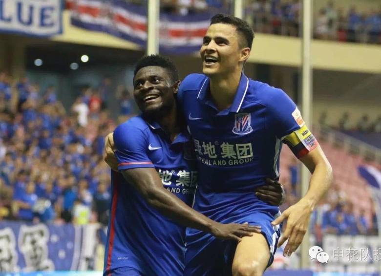 Con sus goles y actuaciones, Giovanni Moreno es la gran figura del Shanghai Shenhua del país asiático. FOTO cortesía s. Shenhua