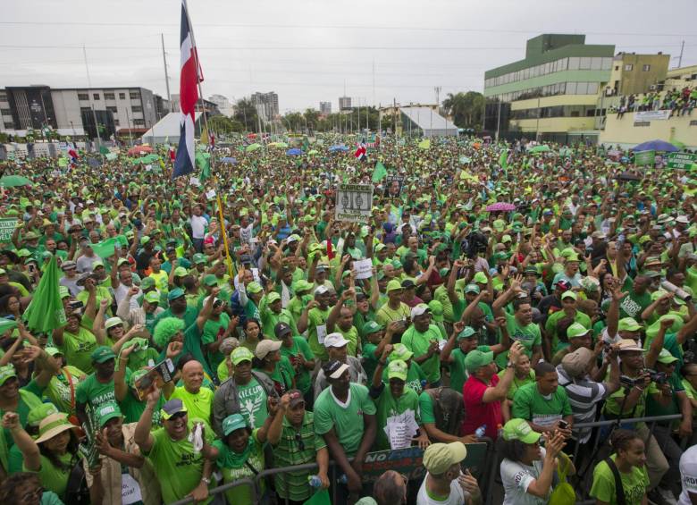 Los simpatizantes se concentraron en Santo Domingo. También hubo marchas en Miami, Nueva York y Madrid. FOTO efe