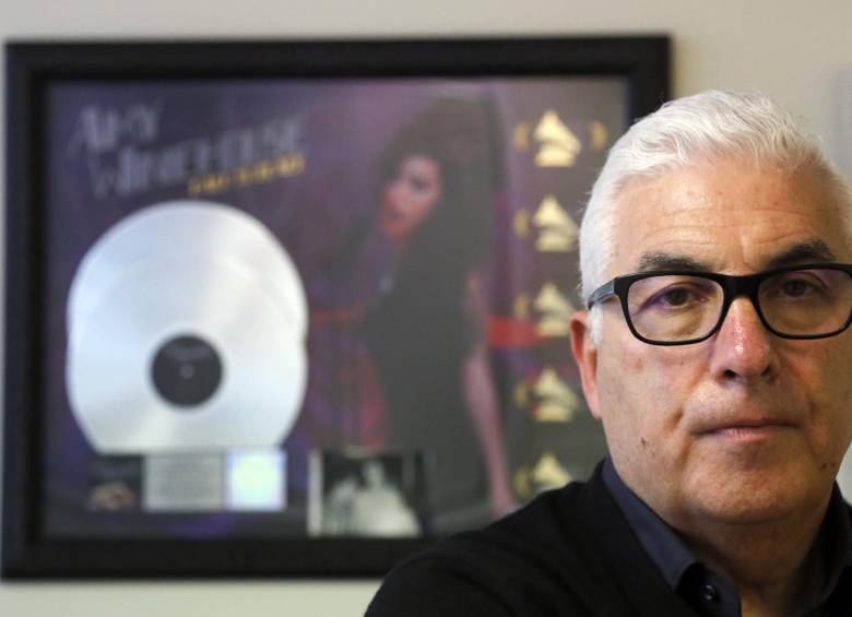 Mitch Winehouse asegura que en la familia hicieron lo que pudieron como familia para ayudar a Amy. FOTO AP