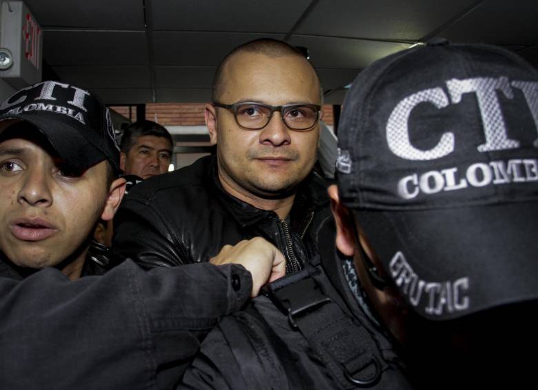 El hacker Andrés Sepúlveda está siendo procesado por las chuzadas a los negociadores del proceso de paz del Gobierno y las Farc. FOTO COLPRENSA