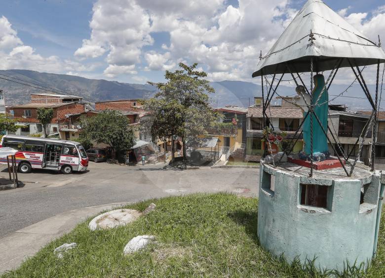 Según habitantes las rutas 260 y 267 no están prestando el servicio y los más afectados son los habitantes de barrios como Córdoba, Bello Horizonte, Villa Sofía y Villa Clareth. FOTO Róbinson Sáenz