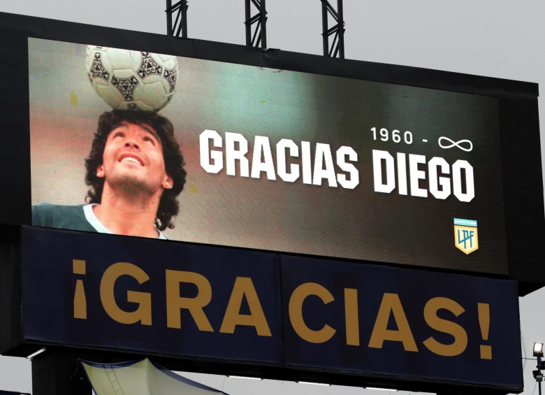 Continúan los homenajes a Maradona en el mundo. FOTO EFE