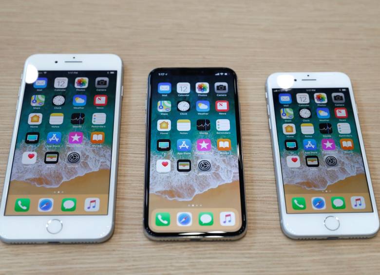 Los últimos teléfonos de Apple, los iPhone 8 Plus, X y 8 se venden en Colombia desde noviembre. FOTO: Reuters. 