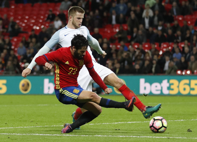 El gol de Isco significó el empate a dos goles entre España e Inglaterra. FOTO REUTERS