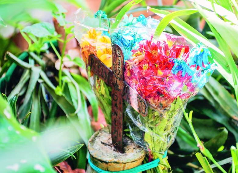 La cruz de Carmen Otilia, en memoria de su hijo. FOTOS Robinson Sáenz