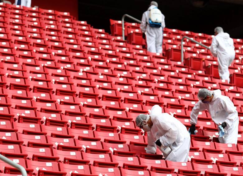 La OMS advierte que es posible que el virus se propague de forma aérea. FOTO: AFP