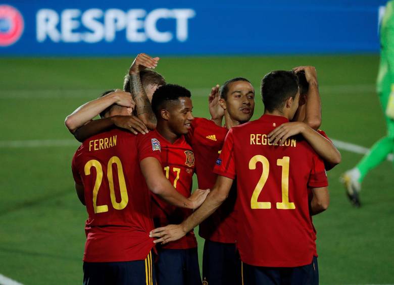 Con el triunfo ante Ucrania, España es líder en la Liga de las Naciones. FOTO EFE