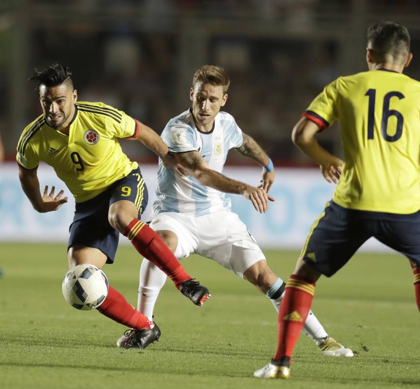 Falcao salió en el segundo tiempo, fue reemplazado por Bacca. FOTO AP
