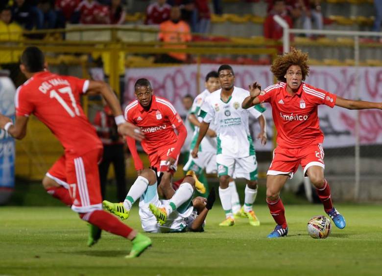 Con el manejo de Néider Morantes y los goles de Ayron del Valle, América volvió al triunfo en el Torneo Águila, luego de vencer 3-0 en calidad de local en Bogotá al Valledupar FC. FOTO COLPRENSA
